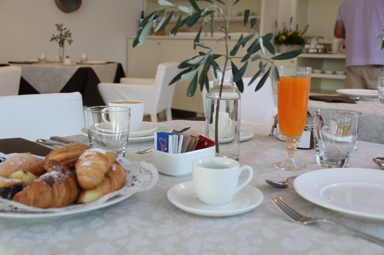 Relais Lali' Guest House มอตโตลา ภายนอก รูปภาพ