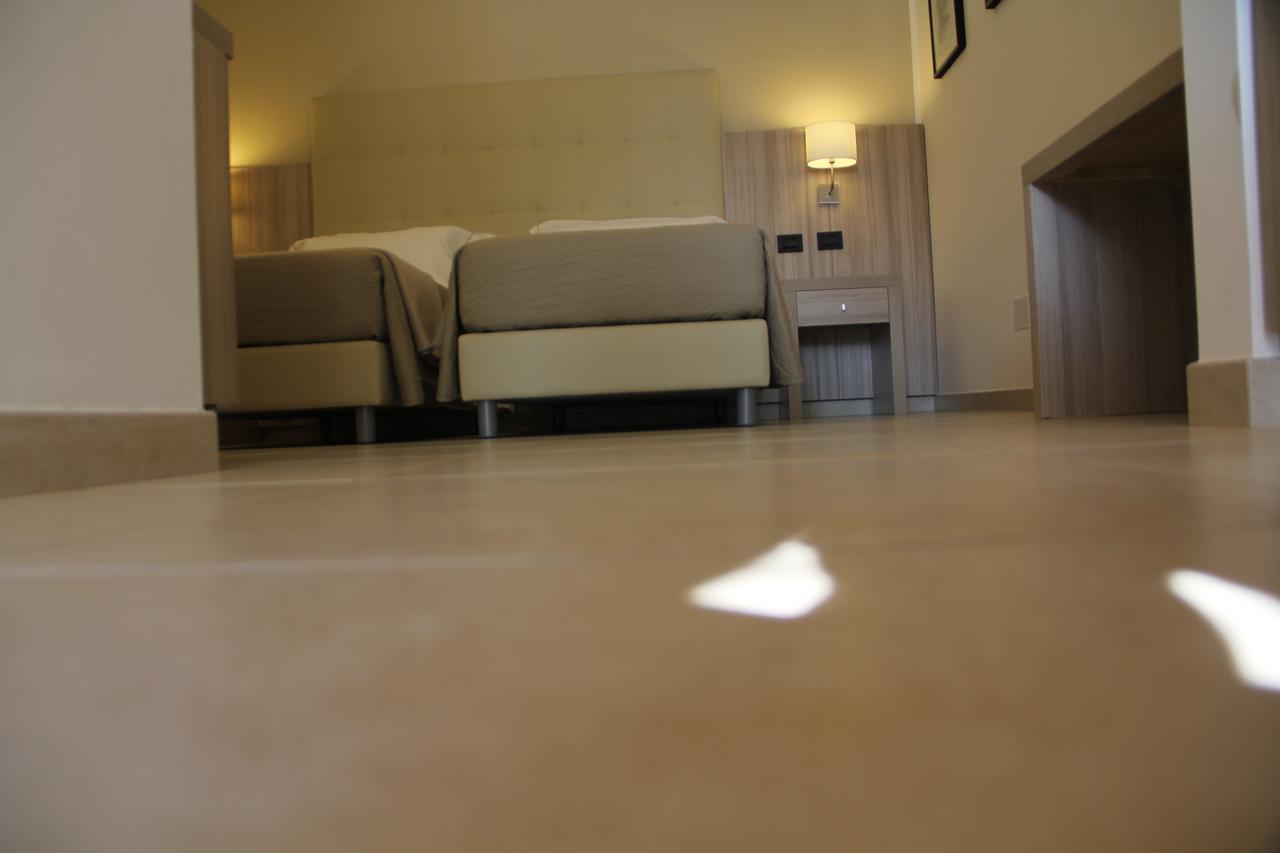 Relais Lali' Guest House มอตโตลา ภายนอก รูปภาพ