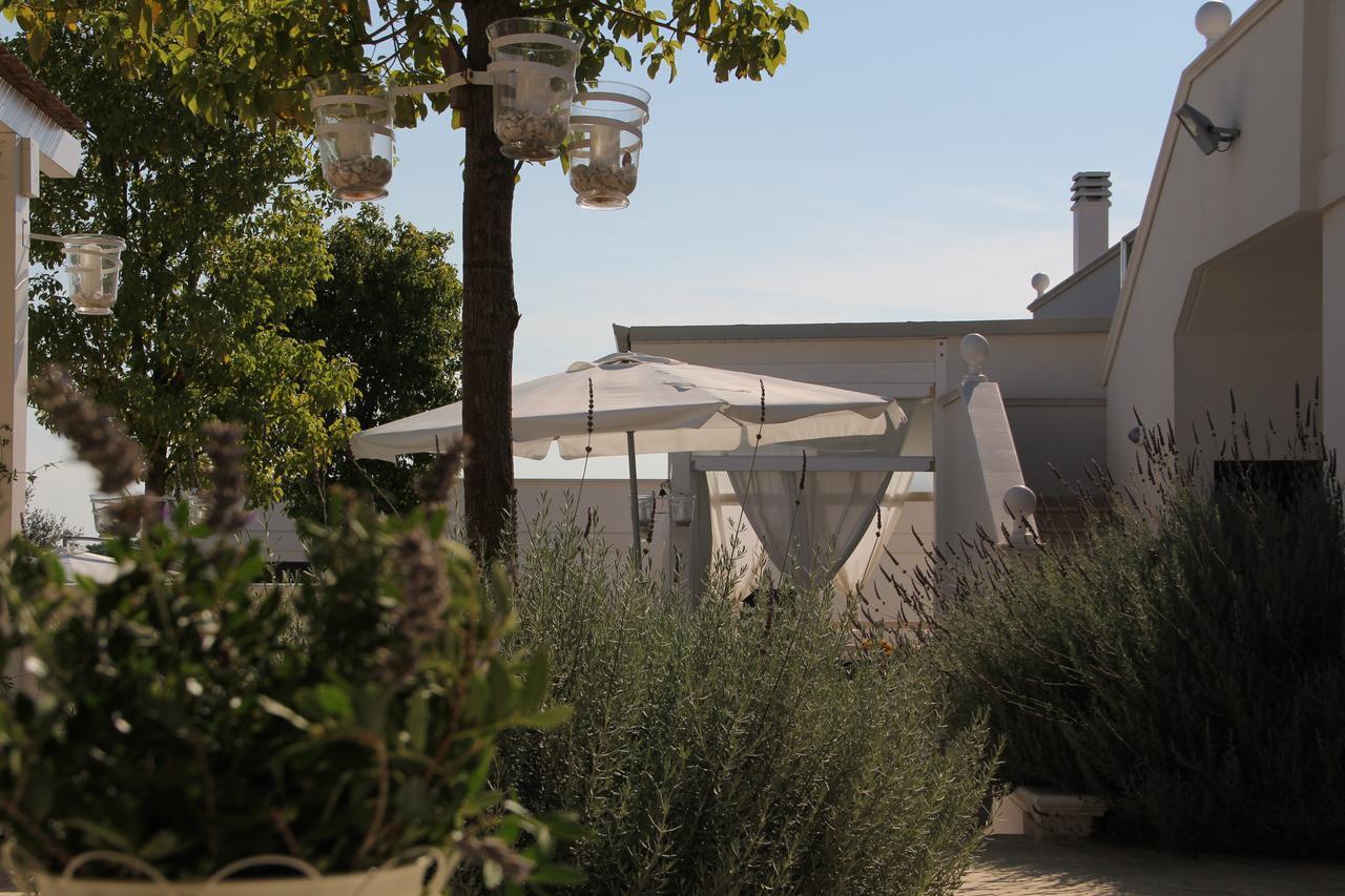 Relais Lali' Guest House มอตโตลา ภายนอก รูปภาพ